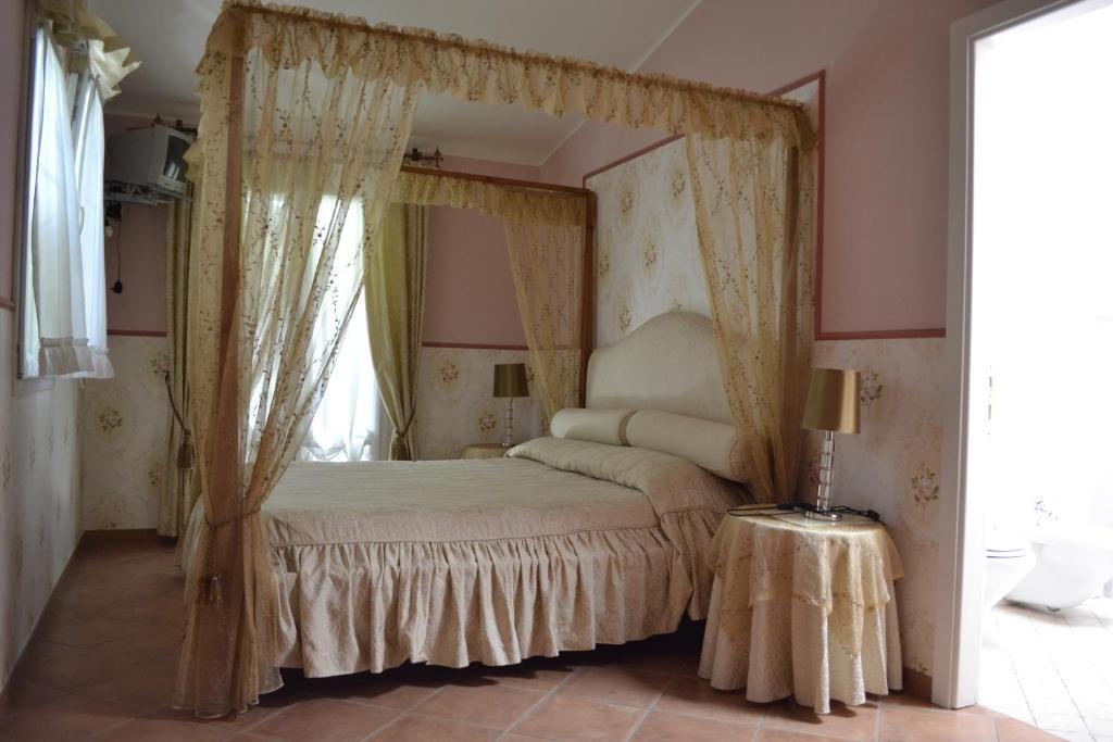 La Tenuta Del Giglio Villa Tavullia Rum bild